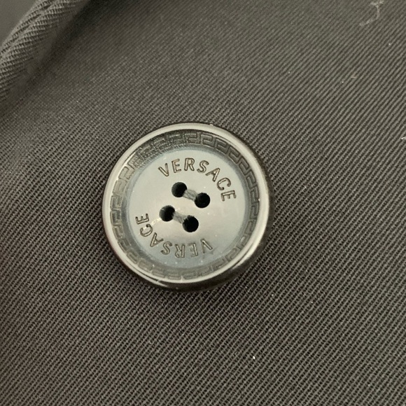 Versace 2024 Women's Oversized Virgin Wool Blazer Jacket in Black - Picture 11 of 13